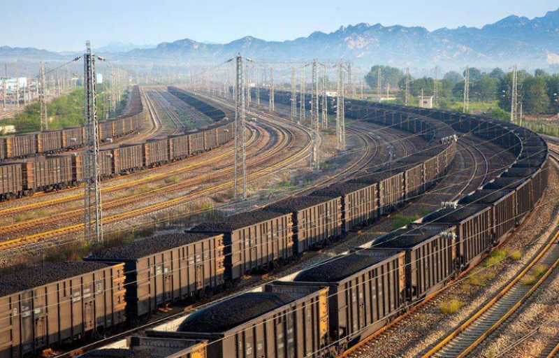 發改委：1-5月全國鐵路煤炭發運量同比增長9.5%