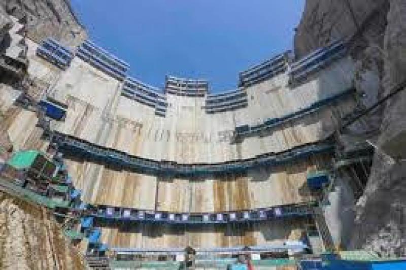 水電六局成功完成全國首例地下洞室K25巖溶斜井首倉碾壓混凝土