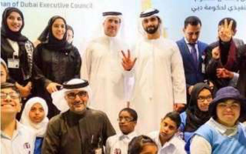 迪拜電力和水管理局青年理事會（DEWA）發(fā)起了“青年可持續(xù)發(fā)展承諾”活動