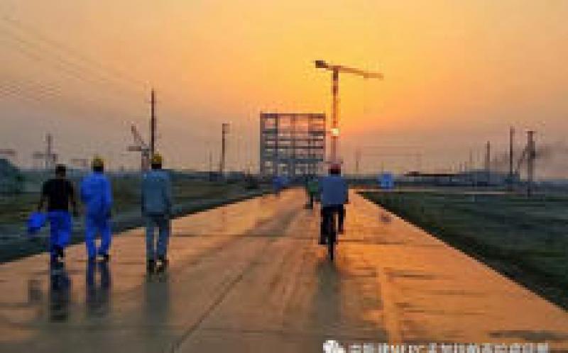 孟加拉國(guó)總理到中國(guó)能建北方建投東電一公司EPC總承包的孟加拉最大的燃煤電站項(xiàng)目視察。