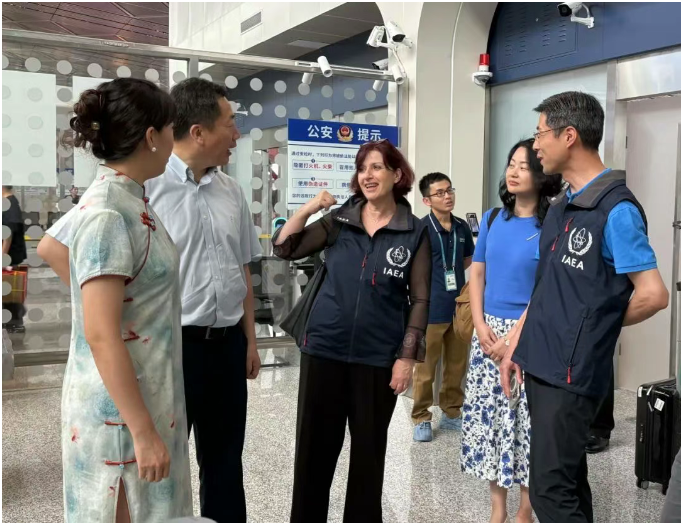 IAEA副總干事考察同方威視海南封關(guān)查驗(yàn)設(shè)備