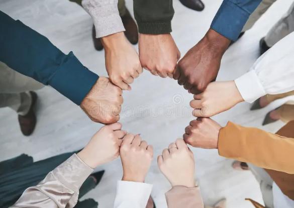 上海電氣與寧德時代共謀全球新能源產(chǎn)業(yè)鏈協(xié)同合作