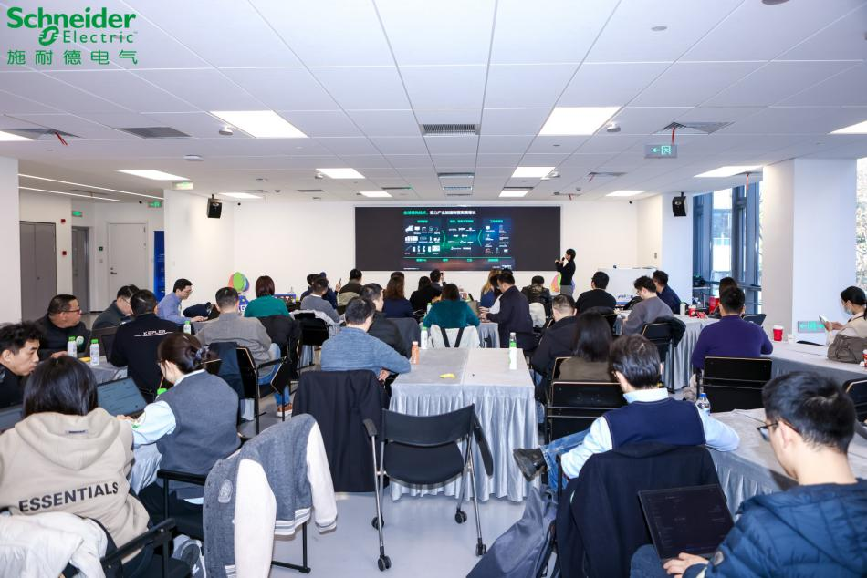 共探AI產(chǎn)業(yè)融合新路徑，施耐德電氣“創(chuàng)贏計劃”第六季創(chuàng)新日成功舉辦