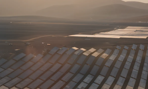 國家電投子公司智利阿塔卡馬沙漠光儲(chǔ)項(xiàng)目投運(yùn)