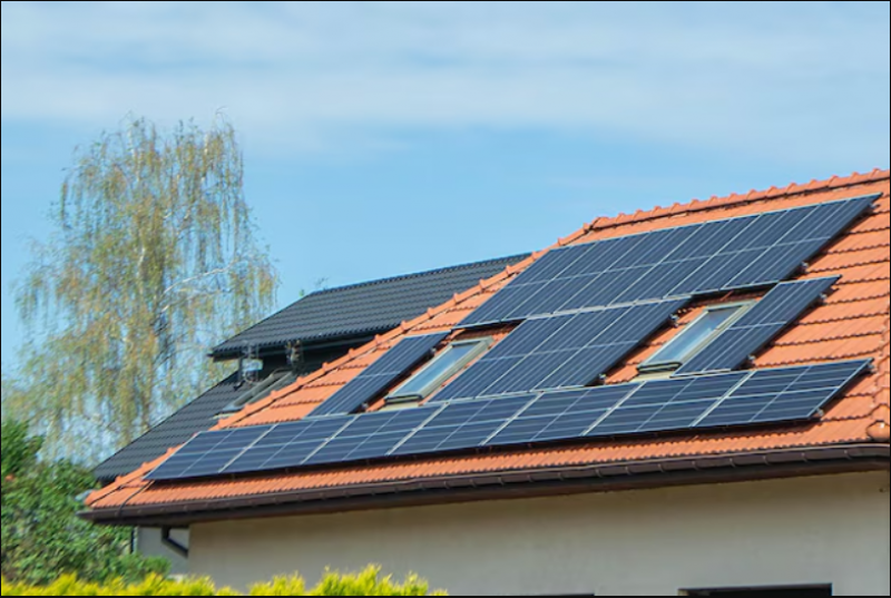 英國出新規:2028年起新建住宅須裝太陽能與熱泵